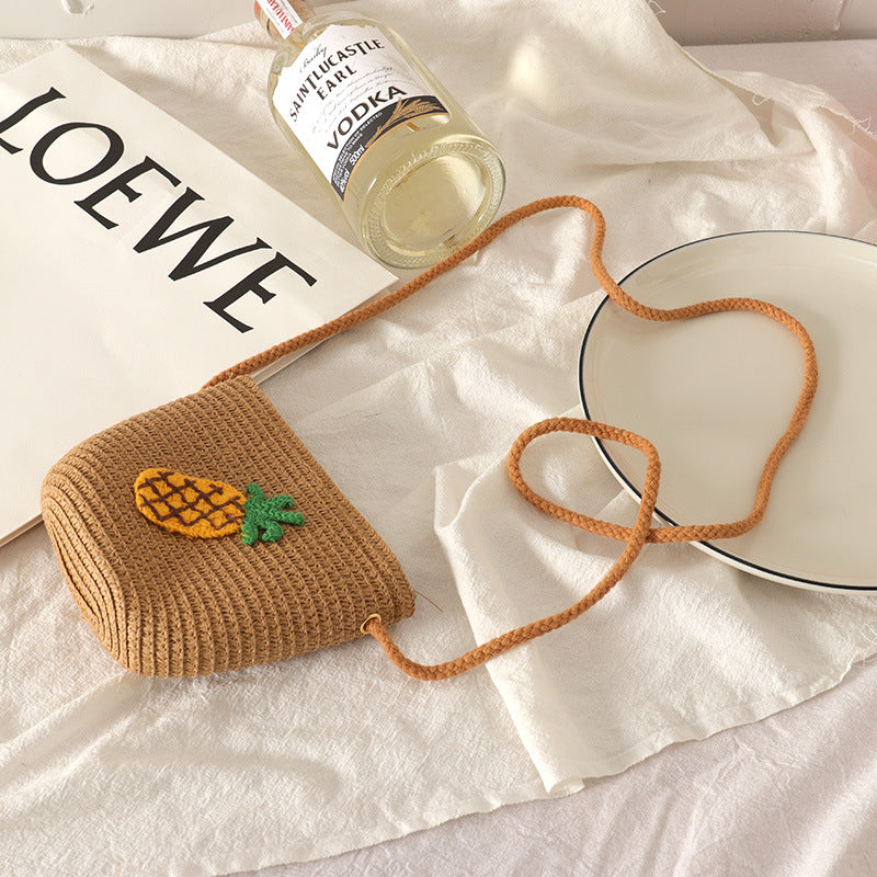 Round Woven Handbag with Wooden Handle - Paper Weave