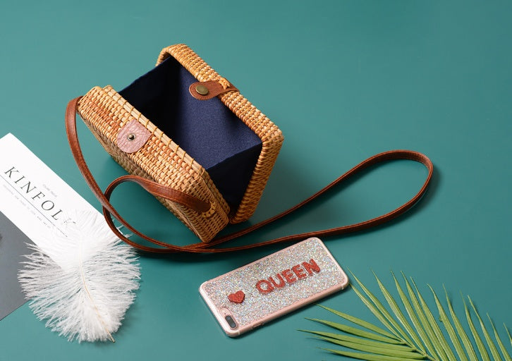 Rattan bag ins diagonal mini bag Sen basket basket tweezers retro literary hand-woven leather buckle bag