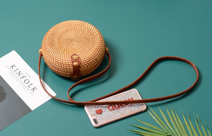Rattan bag ins diagonal mini bag Sen basket basket tweezers retro literary hand-woven leather buckle bag